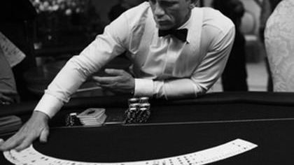HOW TO IMPROVE YOUR POKER FACE