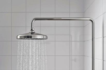 What are the health benefits of cold showers?