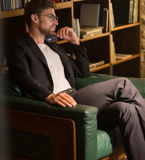How to dress for a heatwave in the office this summer