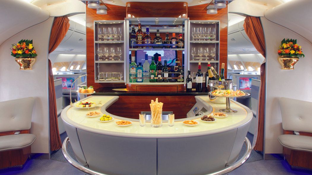 The best on-board first class airplane bars