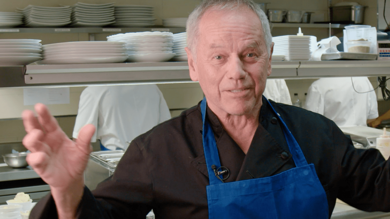 Celebrity chef Wolfgang Puck talks success, champagne and his Oscar-winning Mac & Cheese