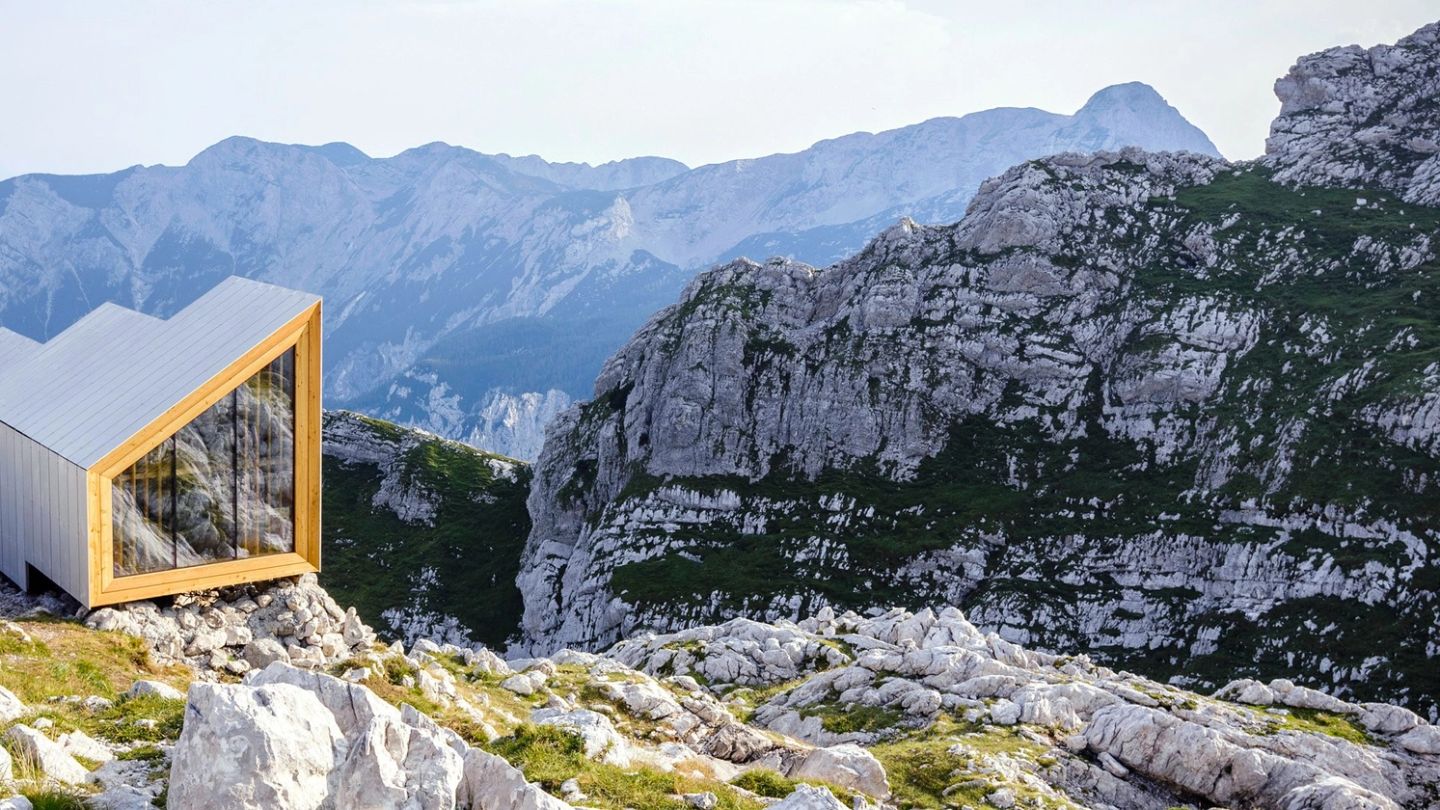 We found the best cabins to fuel your wanderlust