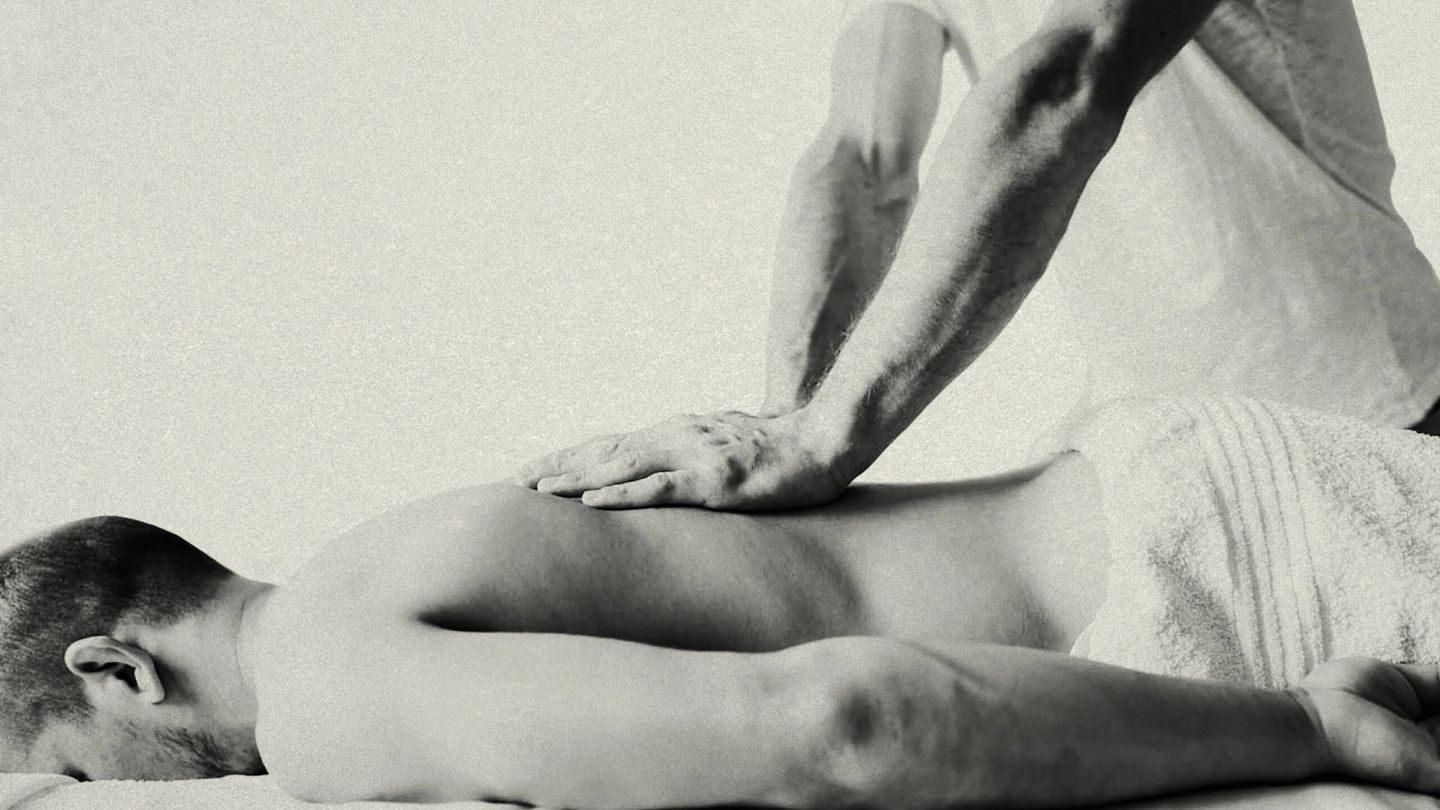 7 reasons every man should have a monthly massage