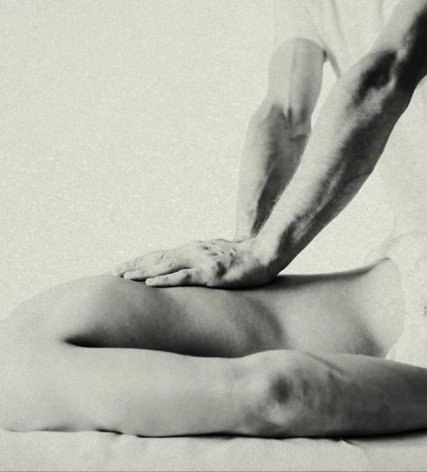 7 reasons every man should have a monthly massage