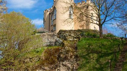 Affordable Castles: live like a King