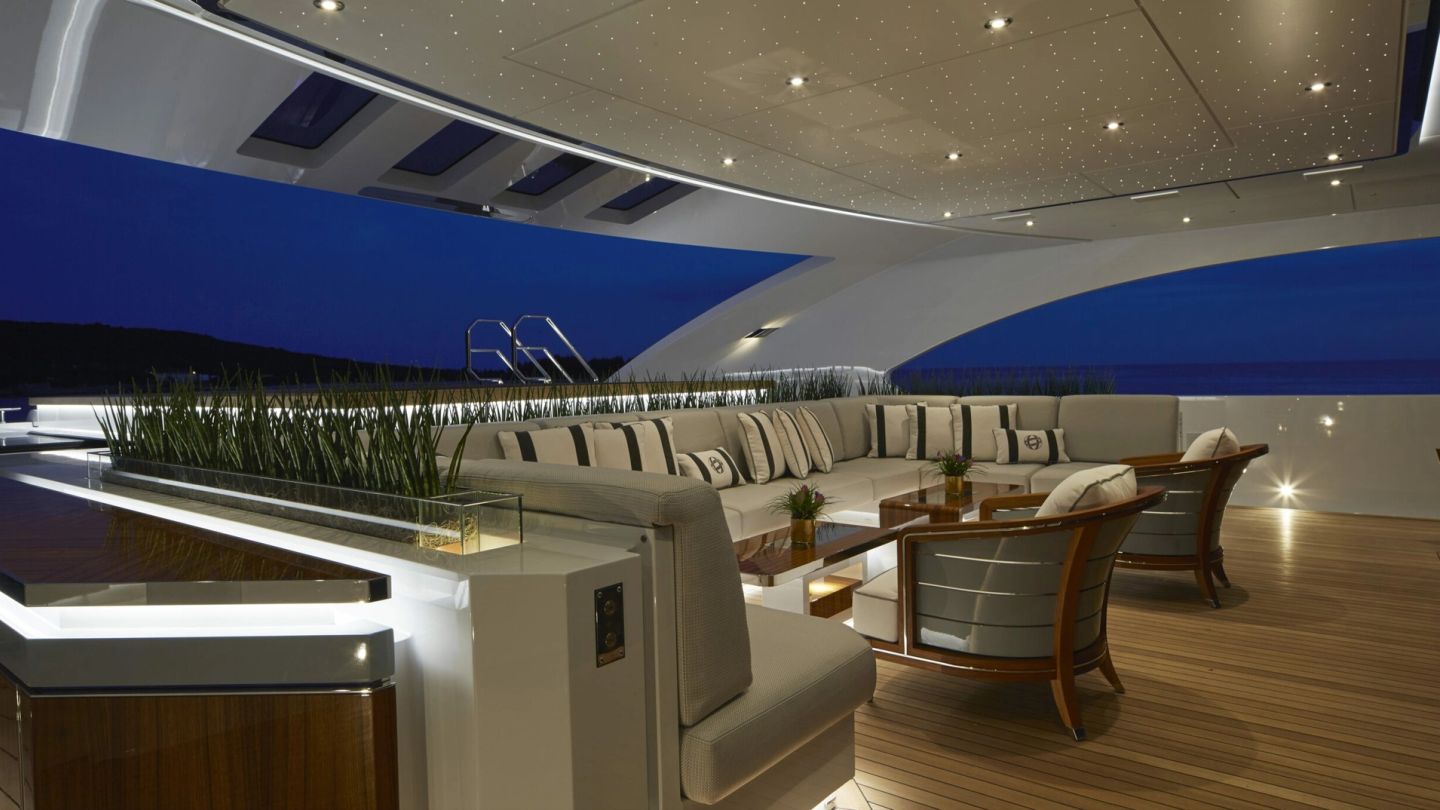 Inside the billion dollar superyacht