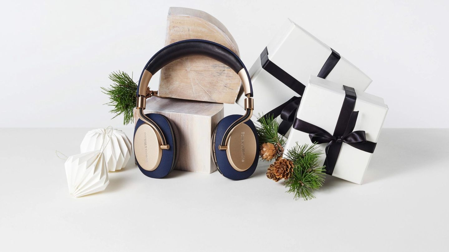 Advent Calendar Day 15: Bowers & Wilkins PX Wireless Headphones