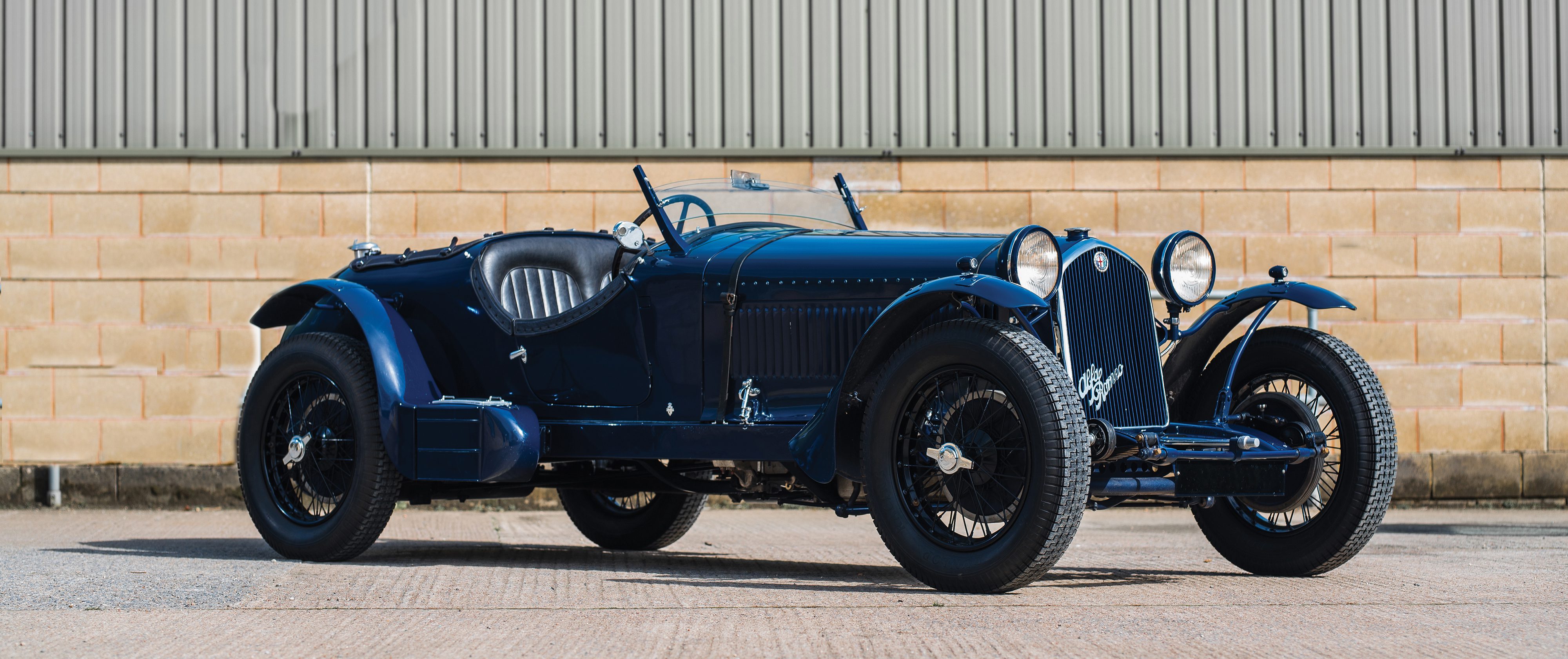 This vintage Alfa Romeo is your chance to feel like a retro racer