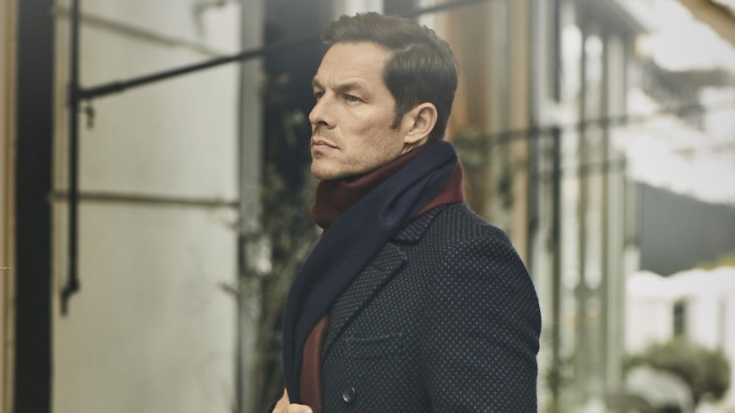 How to dress for a date (when you’re over 30)