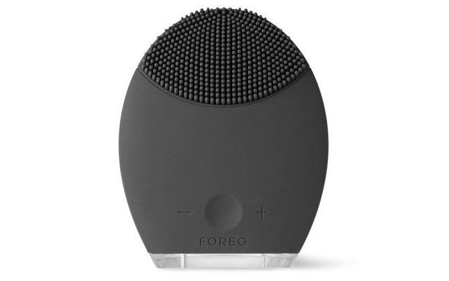 Foreo Luna cleansing system - gentlemans journal