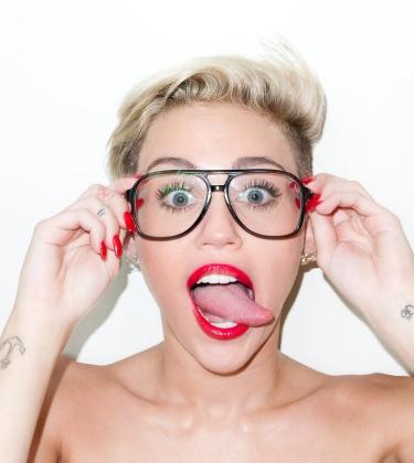10 richest self-made millionaires under 25