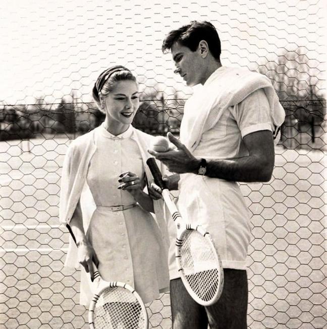 1954-couple_141136496038.jpg_gallery_max-934x