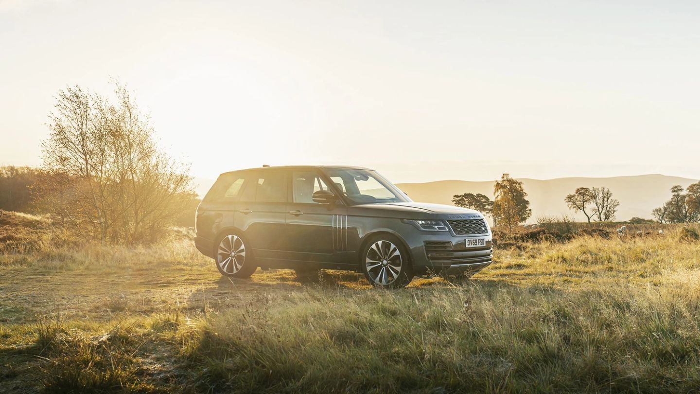 The Holland & Holland Range Rover is a fully-loaded 4×4