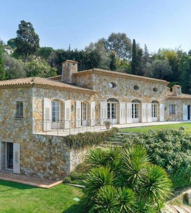 Properties of the Week: Cotswolds, New York, Cannes