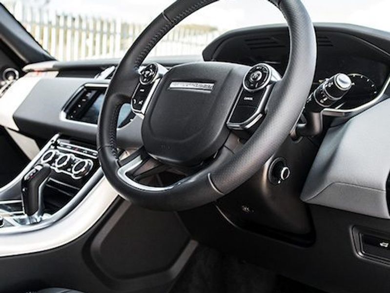 This is the future gentlemen: a Range Rover hybrid | The Gentleman's ...