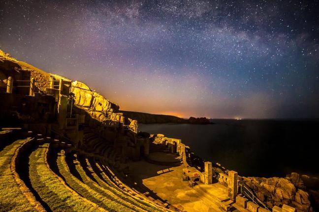 Minack-smudge-watermark