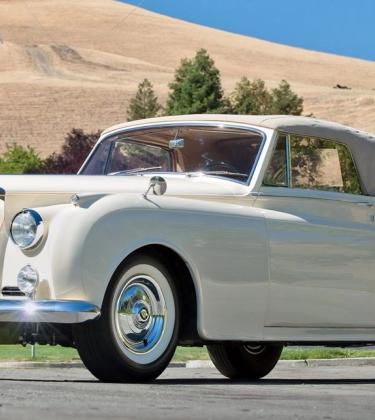 The 5 best classic cars for your wedding