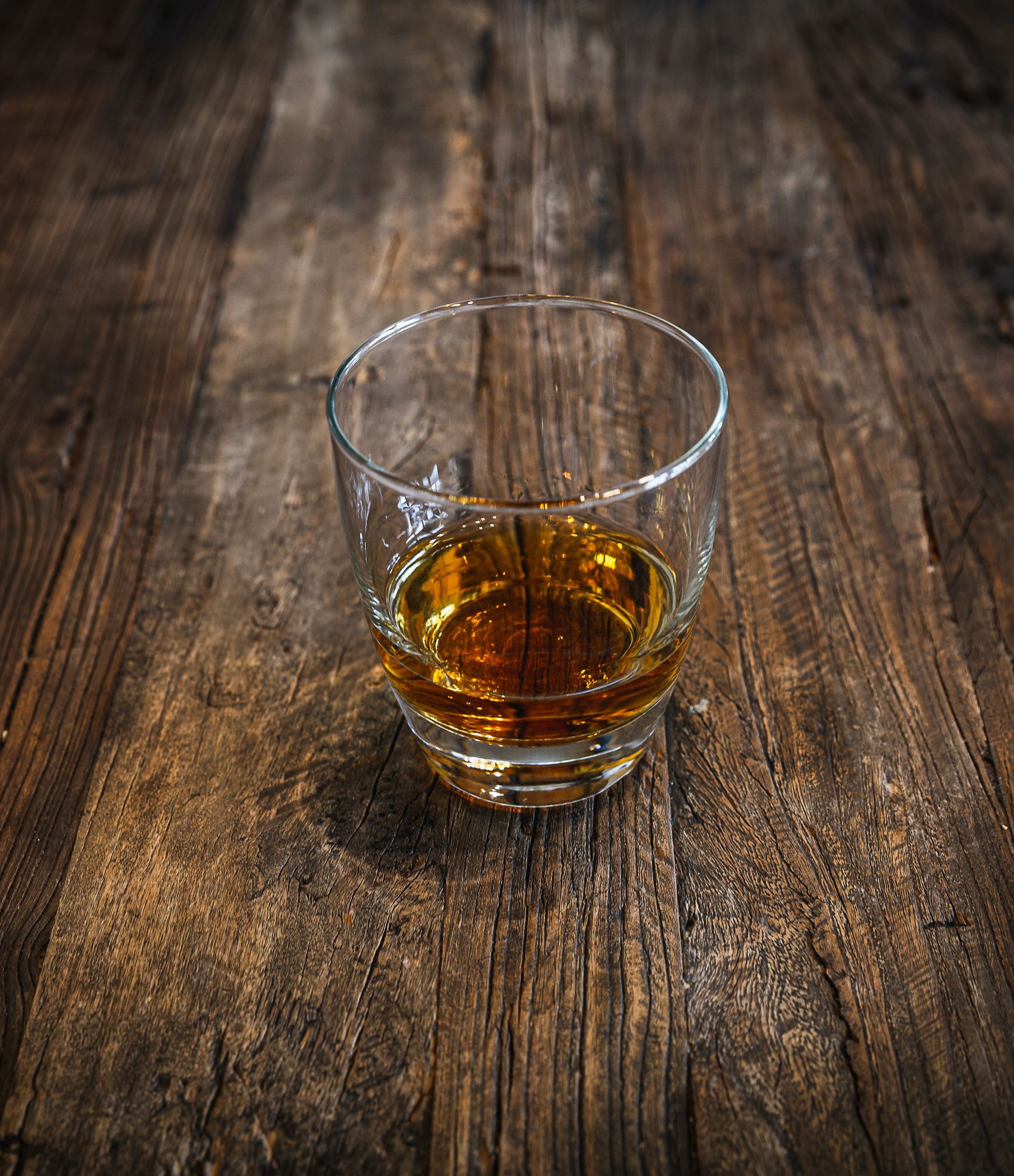 The Ice-In-Scotch Lie You Shouldn't Fall For Anymore