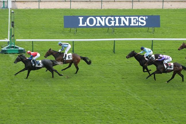 04/04/2011 LONGCHAMP;PARIS PRIX PANNEAU LONGINES - MONTRES LONGINES