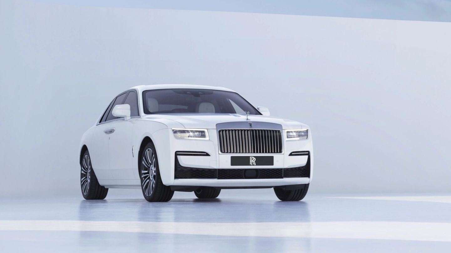 7 things you should know about the new Rolls-Royce Ghost