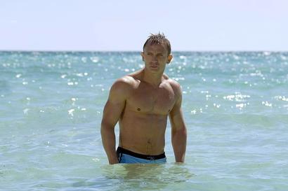 How to build a body like Bond, according to Daniel Craig’s former trainer