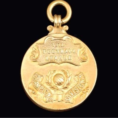 Médaille de champion de Division 1 en or 9 carats