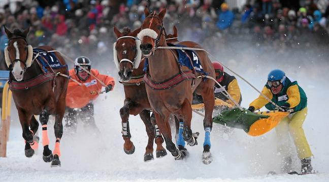 ST. MORITZ, 22FEB15 - (VLNR) Decorum mit Leta Joos, Acteur de l'Ecu mit Erich Bottlang und Dreamspeed mit Franco Moro im 'Grand Prix Credit Suisse', einem Skikjoering Rennen ueber 2700 m, anlaesslich des 3. Renntages von White Turf in St. Moritz am 22. Februar 2015. Impression of the White Turf St. Moritz, the famous international horse races take place on the frozen lake of St. Moritz, Switzerland, February 22, 2015. swiss-image.ch/Photo Andy Mettler