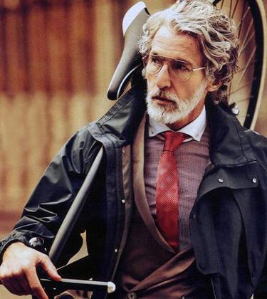 Stay stylish on the commute