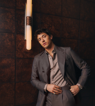 Tom Blyth goes the distance