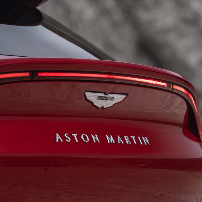 Aston Martin DBX