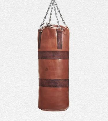 Editor’s Picks: Leather Punchbag, Leica Smartphone and Hydrogen Car