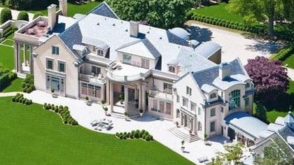 6 continents, 6 incredible properties on the market