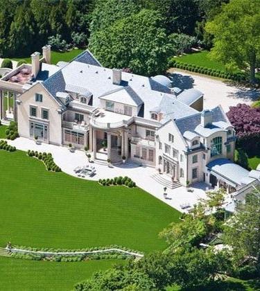 6 continents, 6 incredible properties on the market