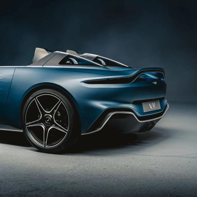 Aston Martin V12 Speedster