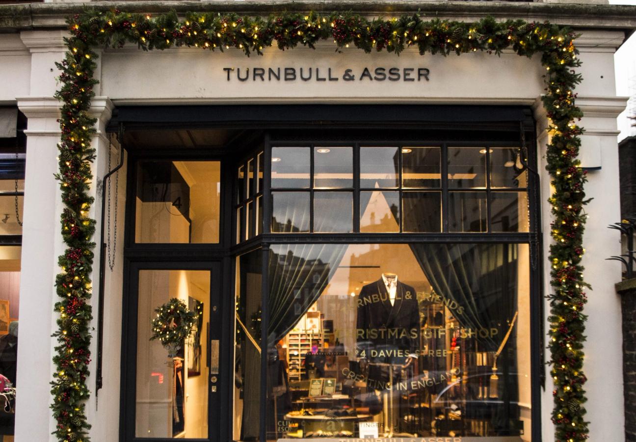 Turnbull & Friends Christmas Shop