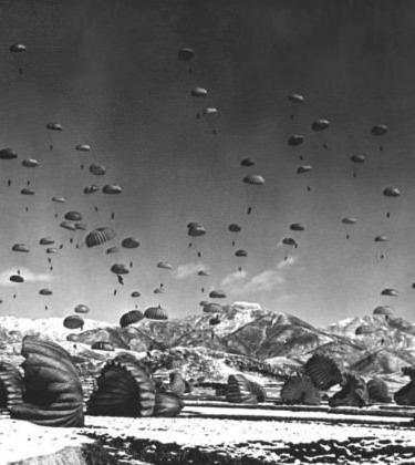 The 20 most amazing war photographs