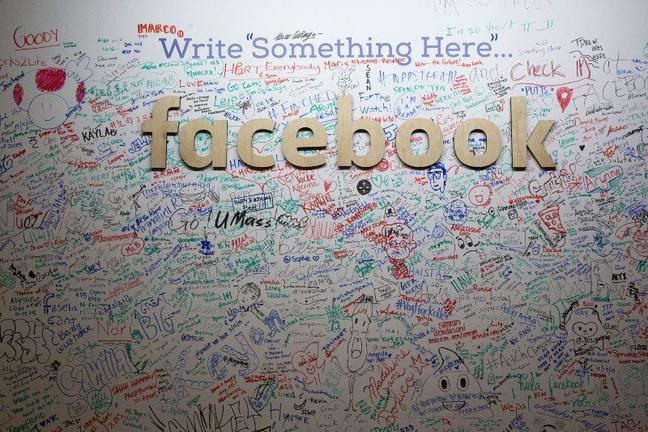 Facebook Signature Wall - Mary Altaffer AP - The Gentlemans Journal