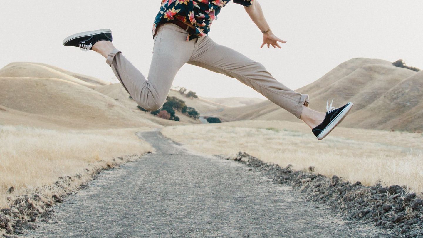 These are the 5 best pairs of chinos for spring
