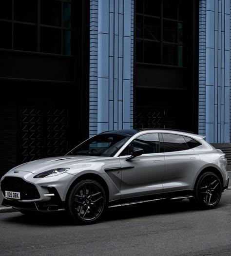 Aston Martin DBX S: supercar performance for everyday life