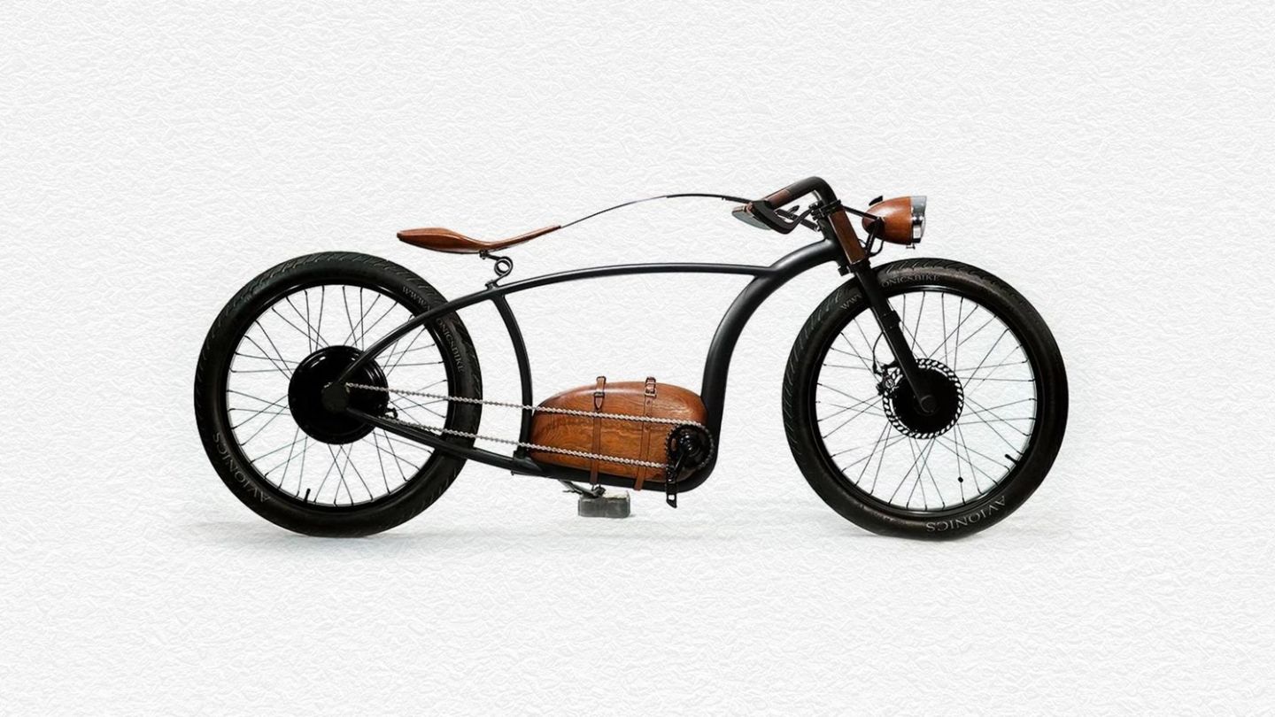 Editor’s Picks: Electric Bike, Driving Goggles and Aston Martin Vantage