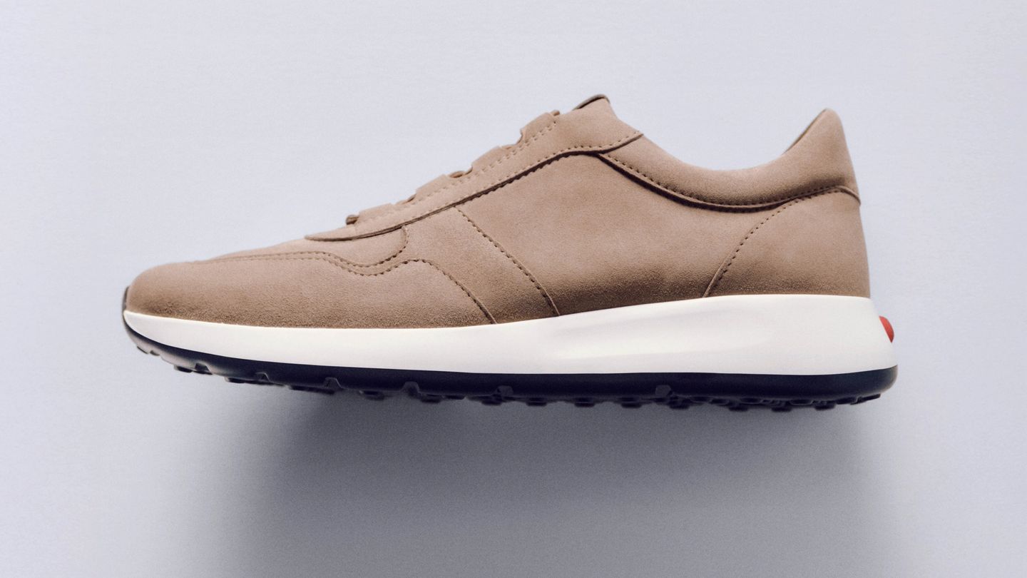 Tod’s is coming in red hot