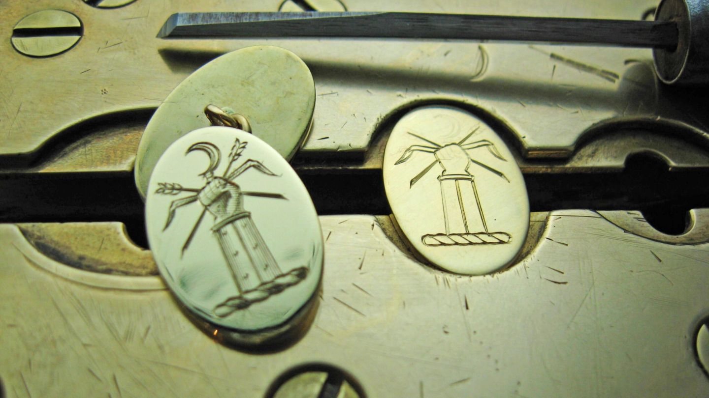 Forget signet rings. You should be wearing custom cufflinks…