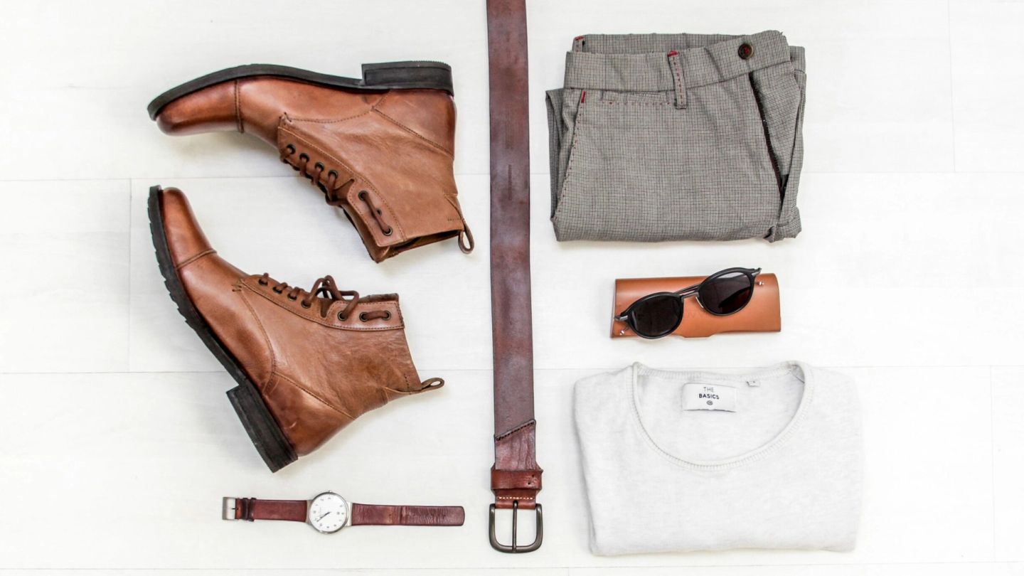 Which four accessories can make or break an outfit?