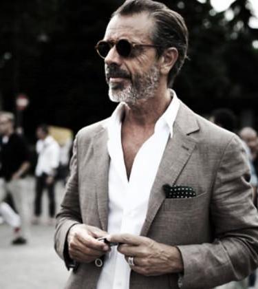THE STYLE MISTAKES YOU SHOULD LEAVE IN YOUR 20s