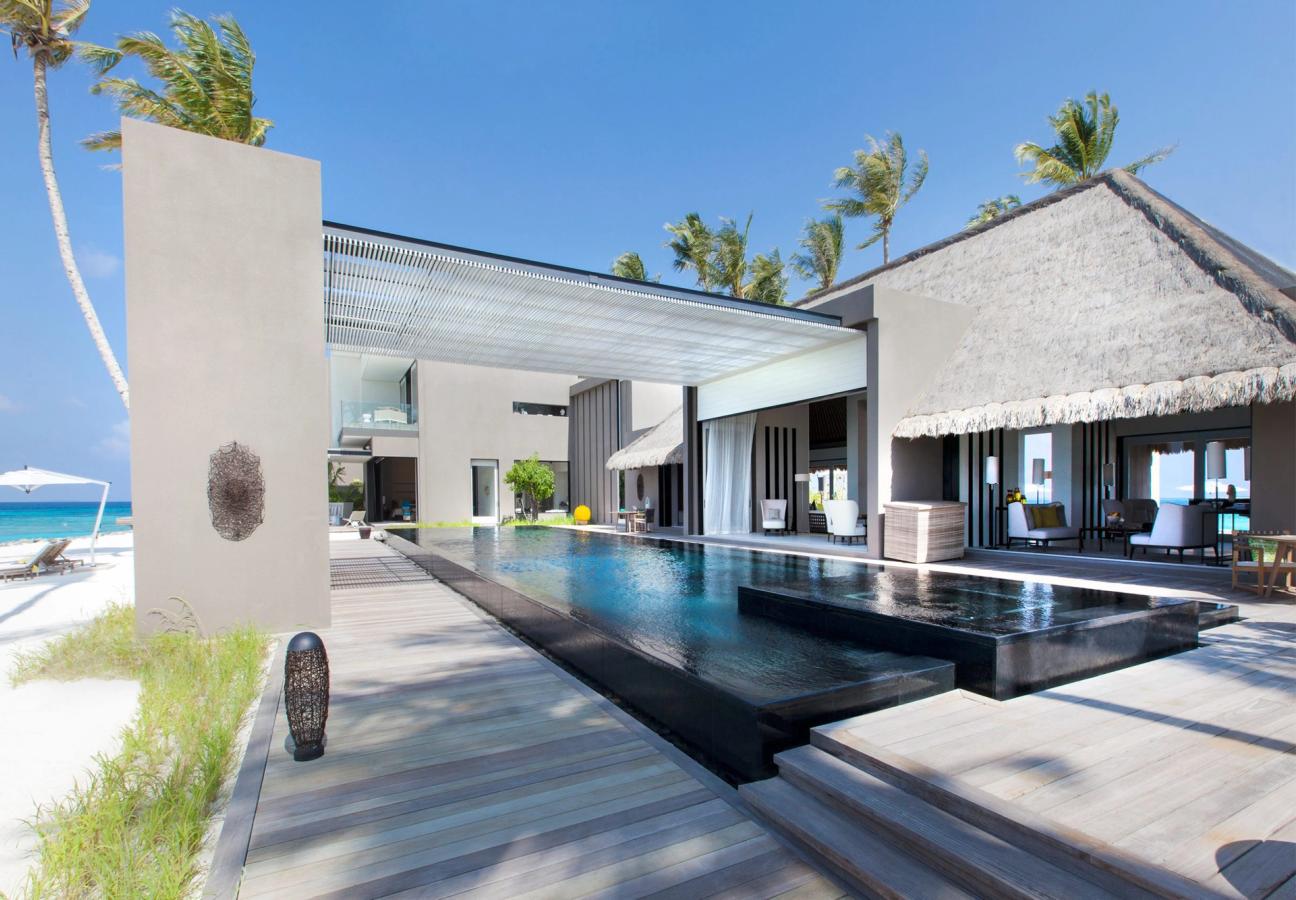 cheval blanc randheli