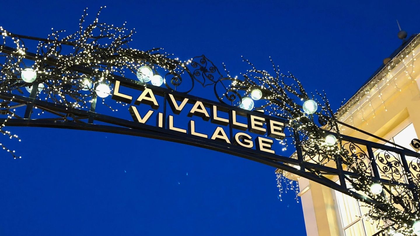 Celebrate a chic Christmas at Paris’s most fashionable destination