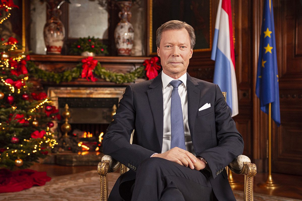 Who is the wealthiest Royal?