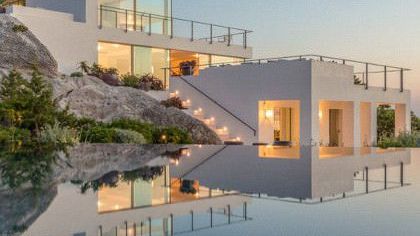 The 5 most extraordinary modern properties on the market