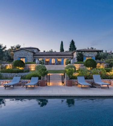 This stunning property in the Côte d’Azur could be your new summer hideaway