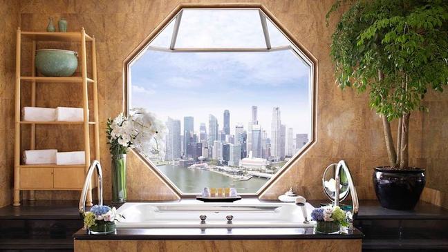 Book_Ritz_Carlton_Singapore_Bathroom